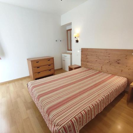 Pat 83, T2, Centre Luchon, Wifi, Casier A Skis, 4 Personnes Bagnères-de-Luchon المظهر الخارجي الصورة