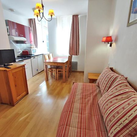 Pat 83, T2, Centre Luchon, Wifi, Casier A Skis, 4 Personnes Bagnères-de-Luchon المظهر الخارجي الصورة